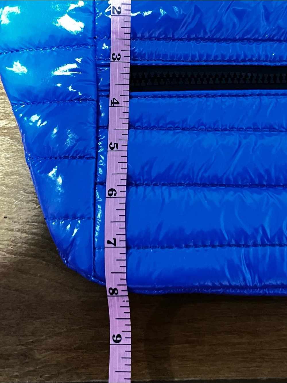 BCBG PUFFER XL Crossbody SLING Bag Royal Blue. NWT - Picture 8 of 8